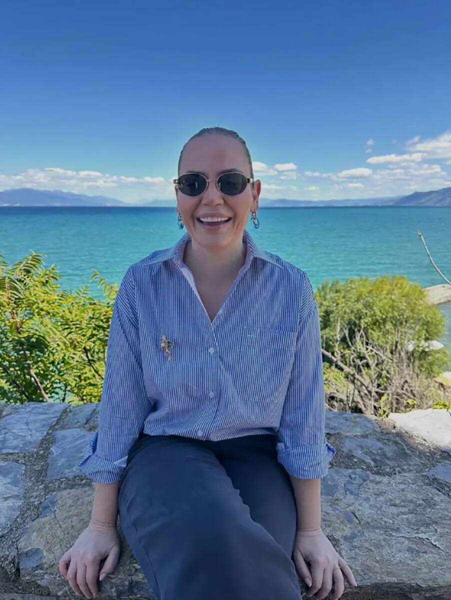 Jelena Dokić manastiri Makedonija (4).png