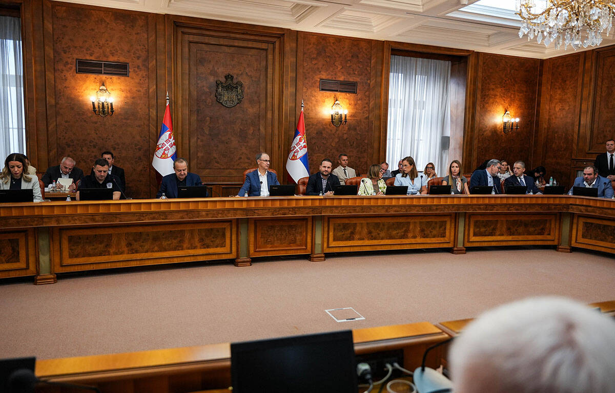 Sednica štaba za vanredne situacije (2).jpg