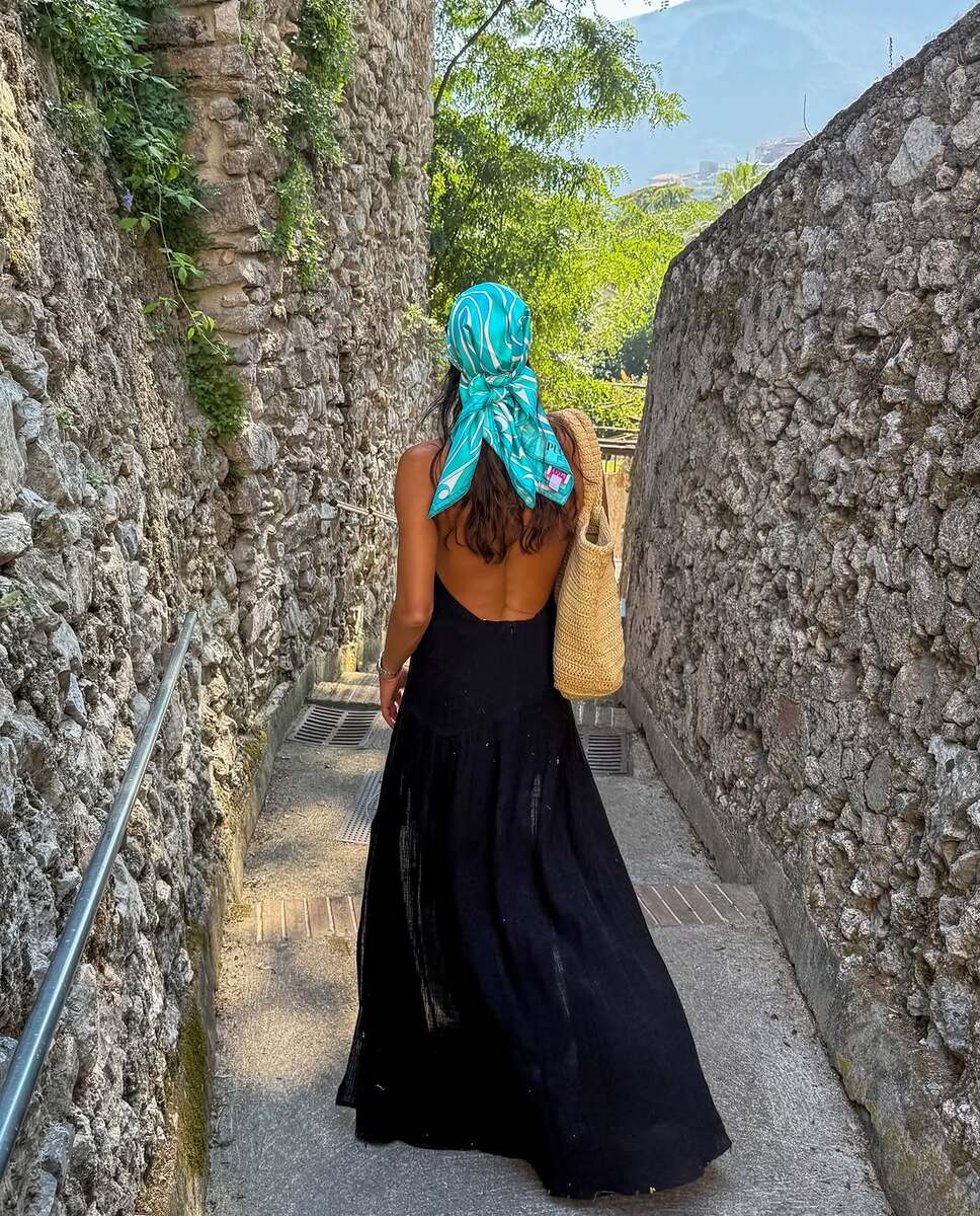 Ana Ivanović u haljini na moru