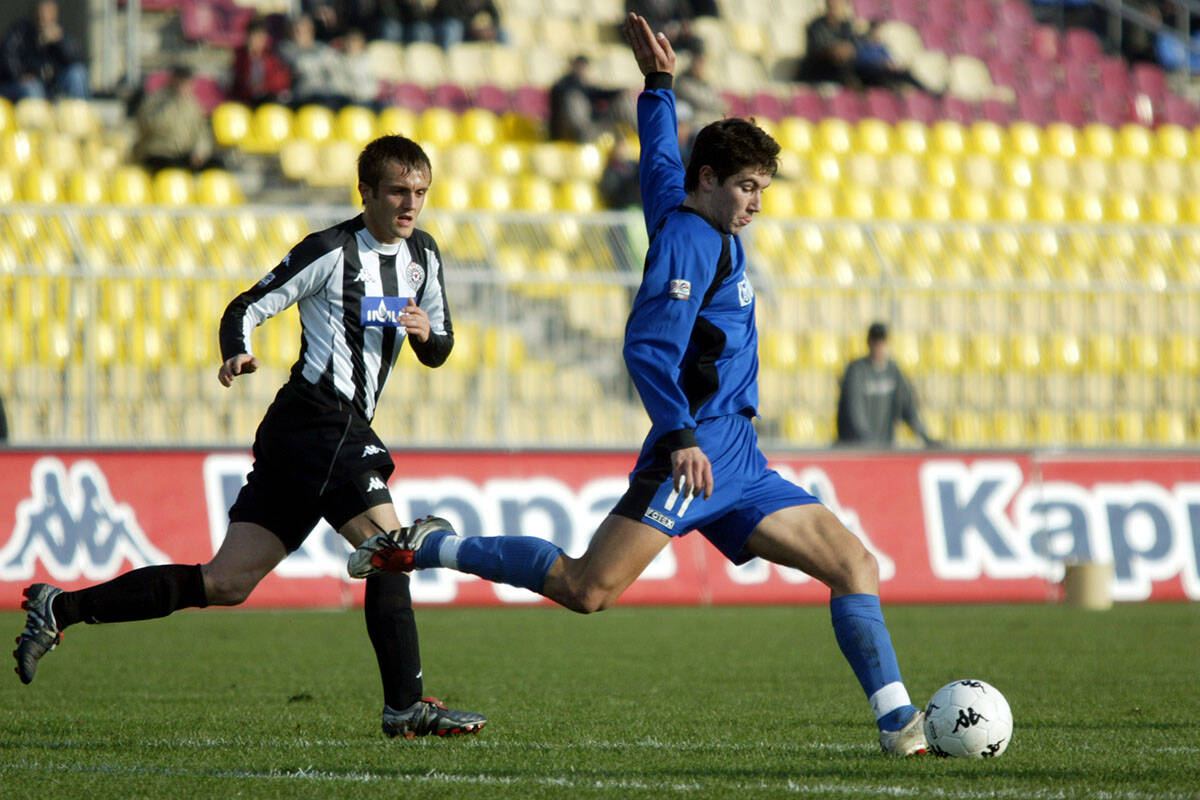 Aleksandar Kolarov u Čukaričkom (5).jpg