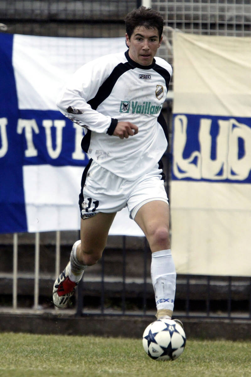 Aleksandar Kolarov u Čukaričkom (10).jpg