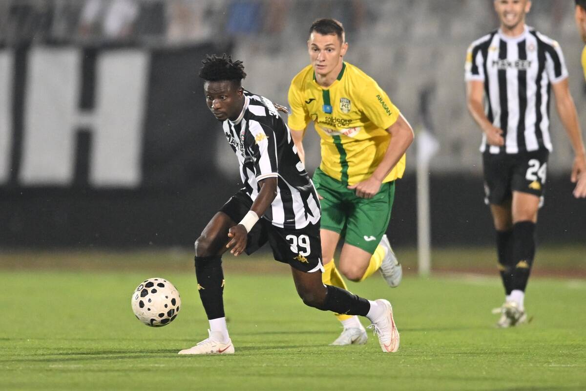 Partizan - Tobol 2.JPG