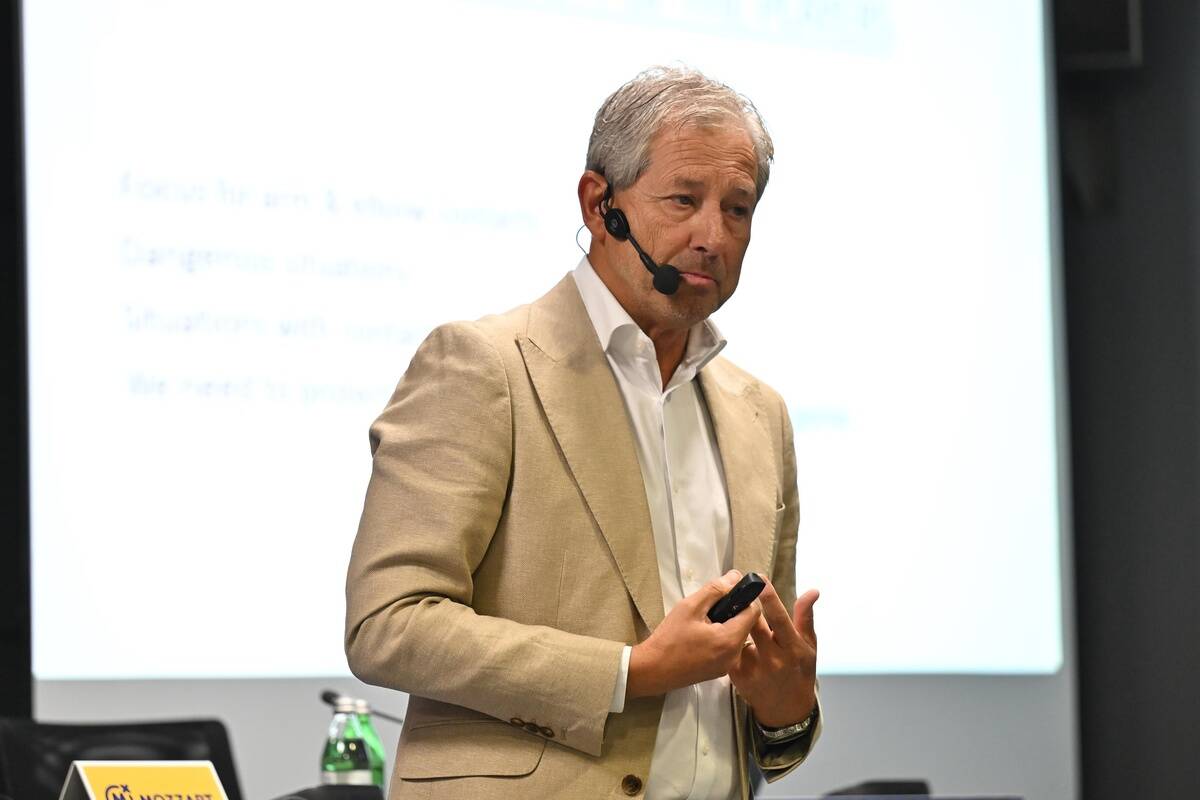 Frank de Blekere konferencija u FSS 9.JPG