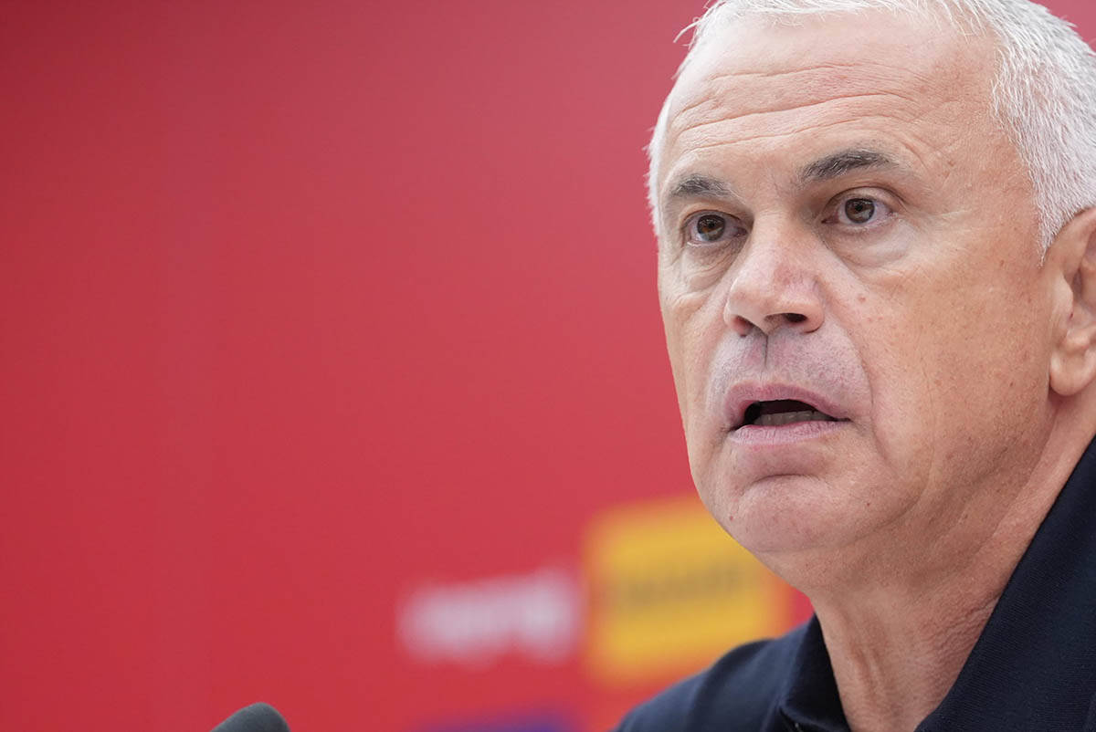 Vanredno obraćanje Crvene zvezde  (3).jpg
