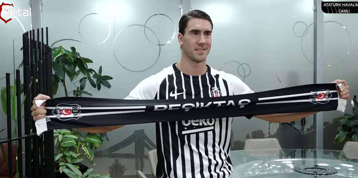 Dušan Vlahović (4).png