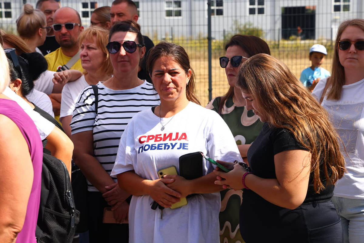 Vučić u poseti Pomoravlju (14).jpg