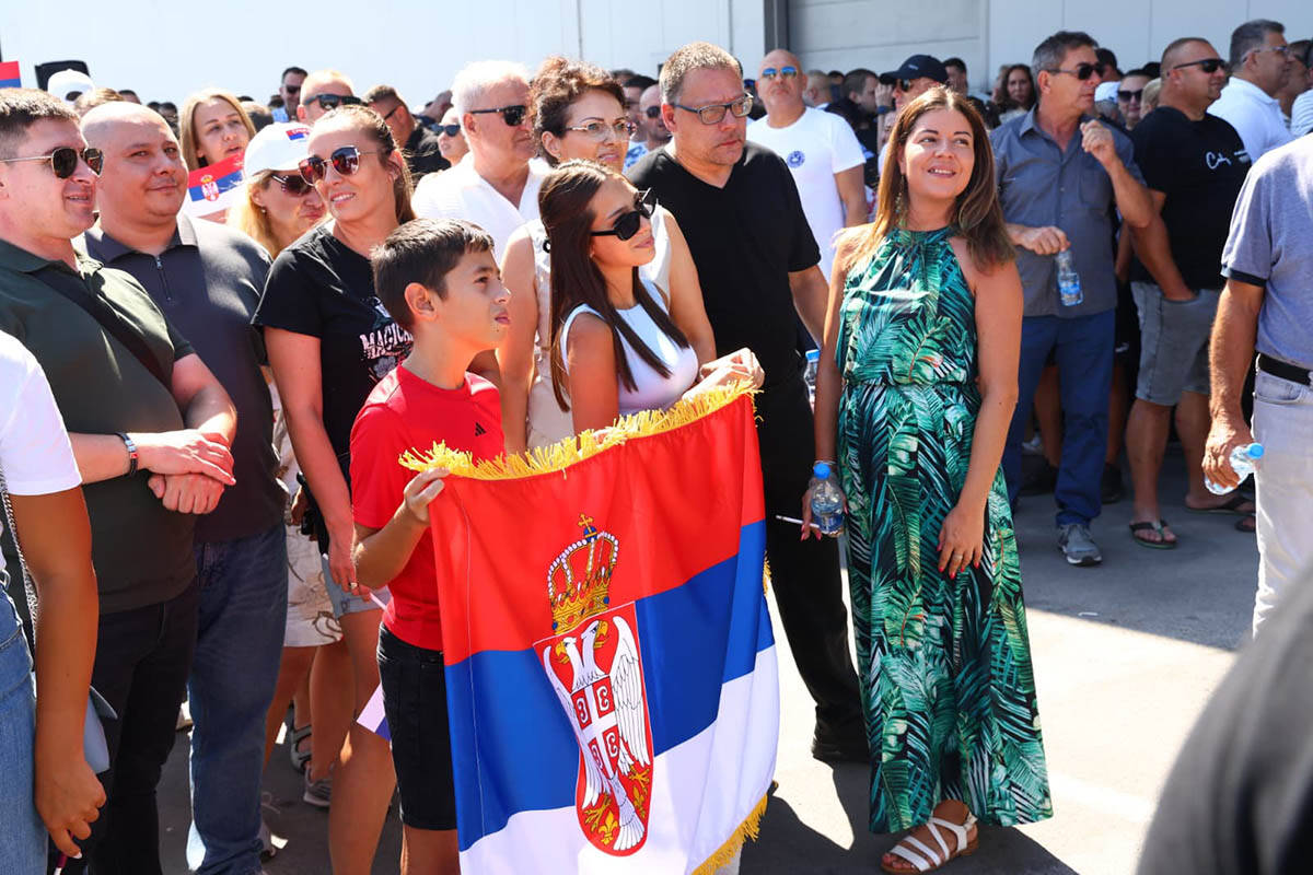 Vučić u poseti Pomoravlju (19).jpg