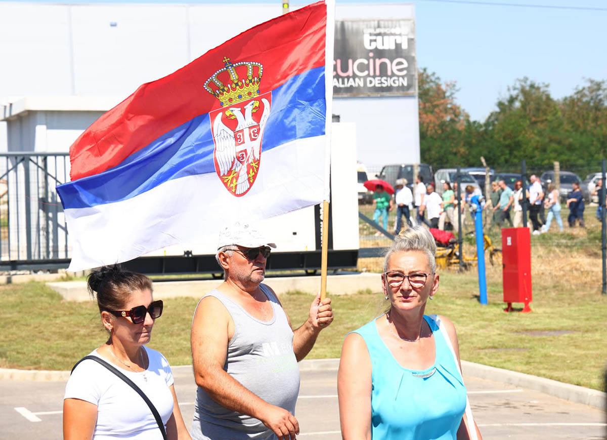 Vučić u poseti Pomoravlju (20).jpg