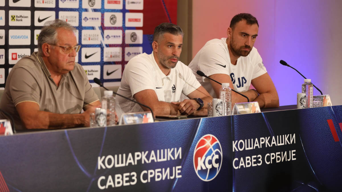 Dušan Alimpijević i Nikola Milutinov konferencija (11).jpg