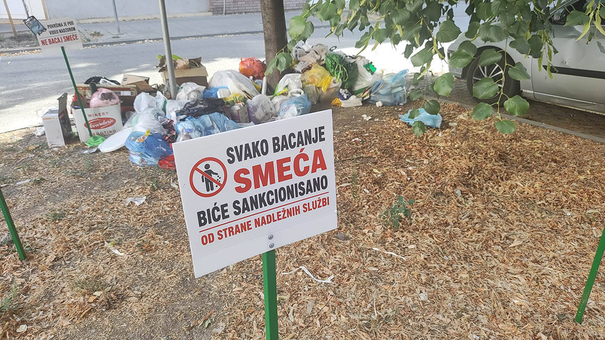 Smeće u Novom Sadu 2.jpg
