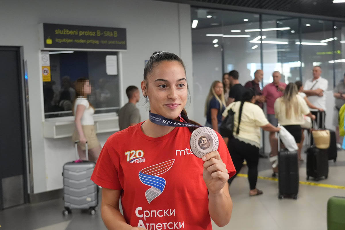 Adriana Vilagoš 5.jpg