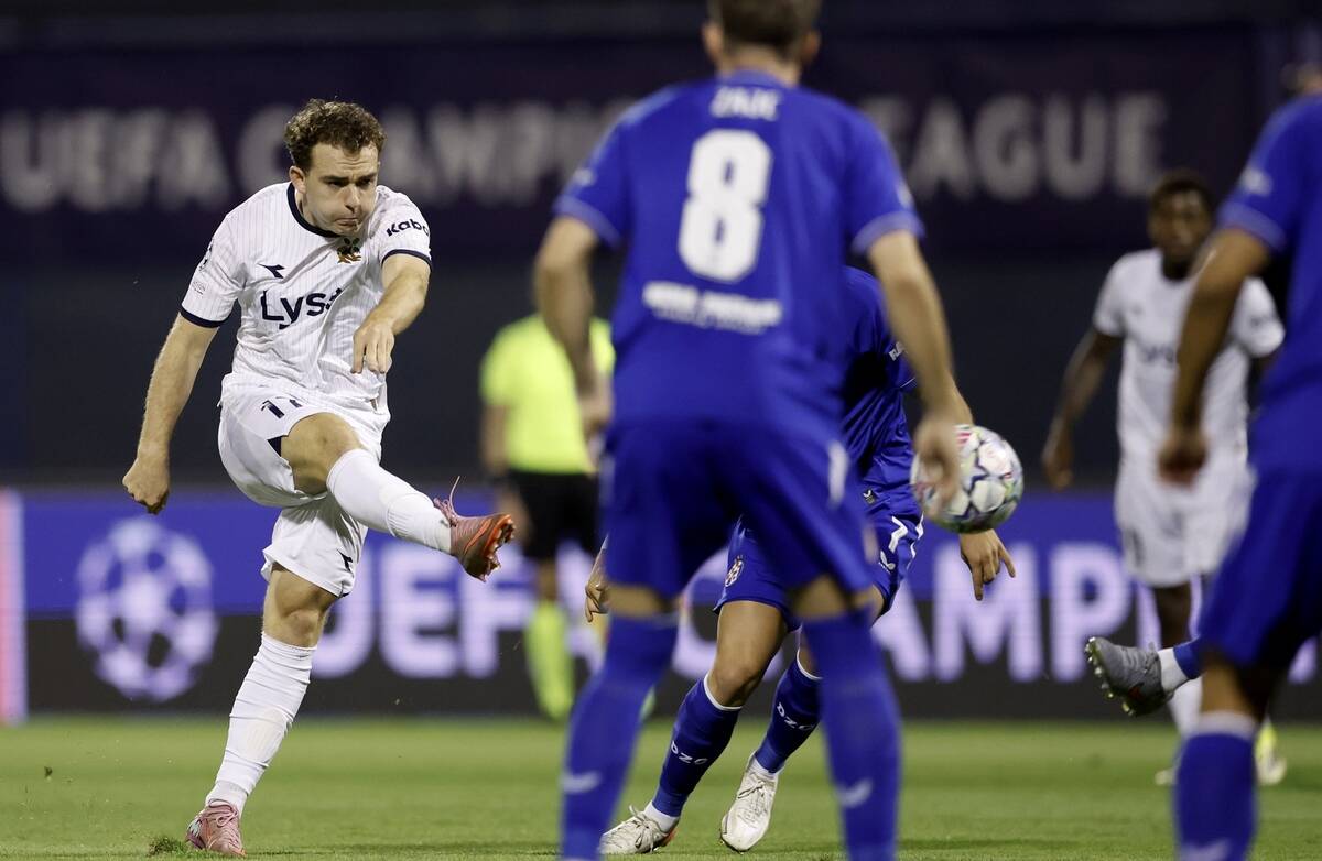 Edvin Austbo šutira na gol Dinamo Zagreba u dresu Vikinga