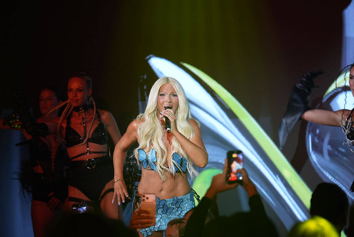 Jelena Karleuša  (3).jpg
