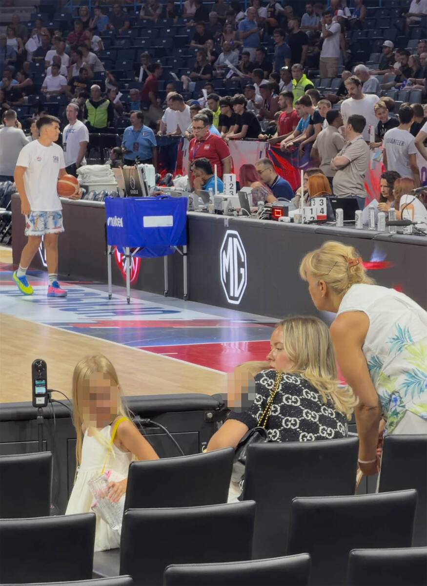 Nikola Jokić podrška5.jpg