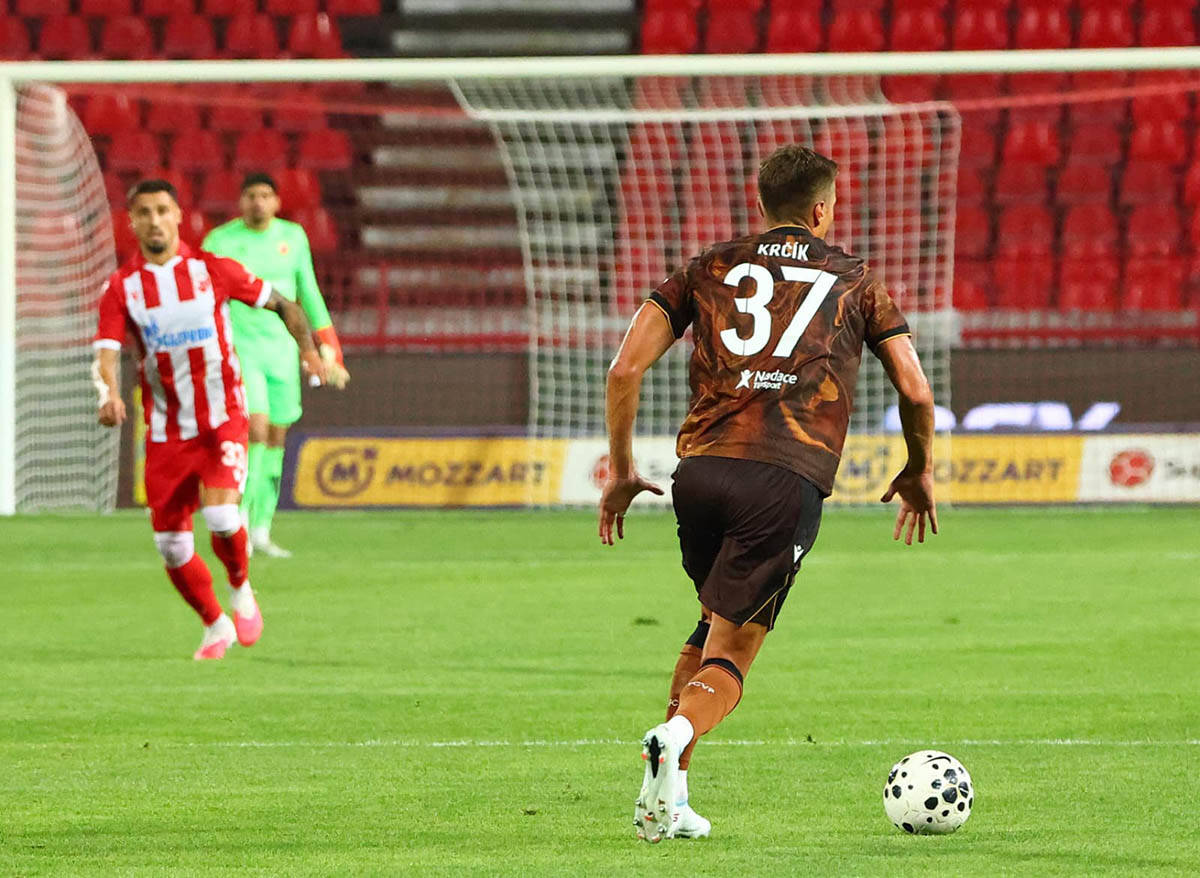Crvena zvezda - Viktorija Plzenj 35.jpg