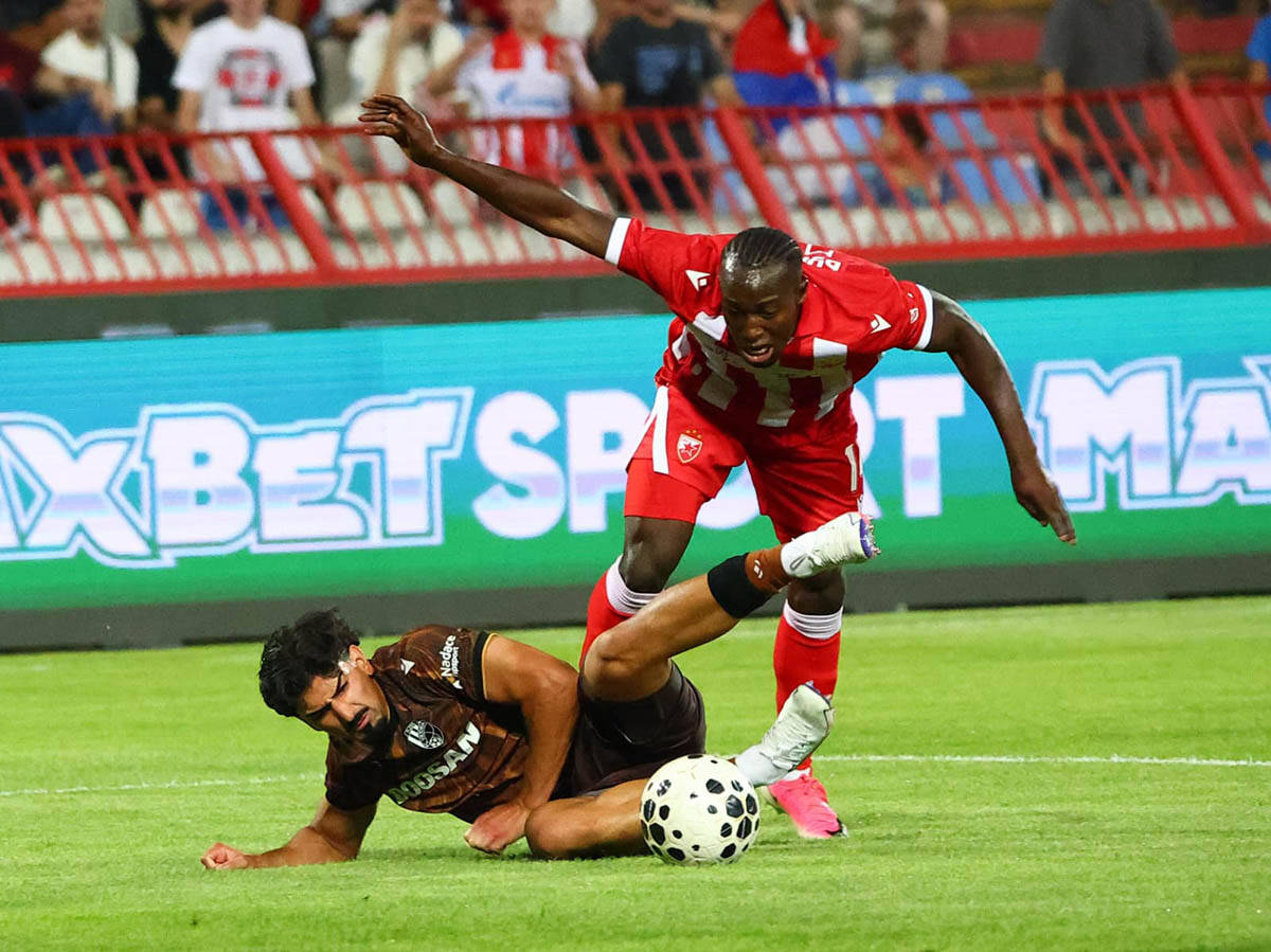 Crvena zvezda - Viktorija Plzenj 36.jpg
