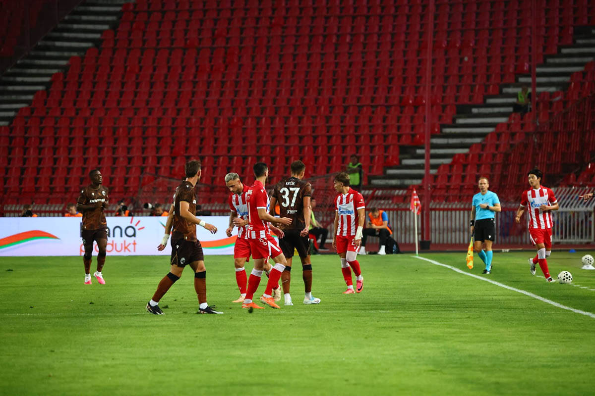 Crvena zvezda - Viktorija Plzenj 36.jpg
