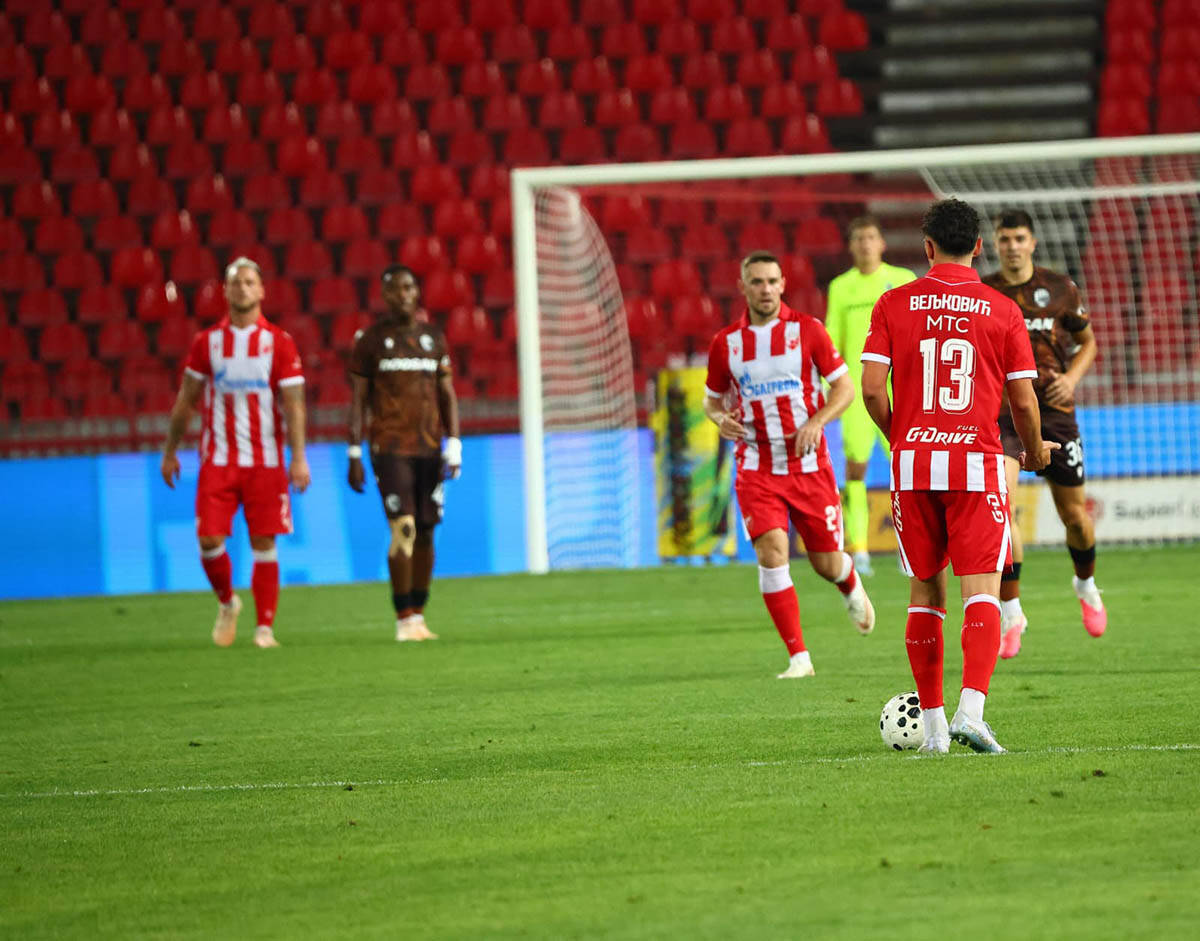 Crvena zvezda - Viktorija Plzenj 10.jpg
