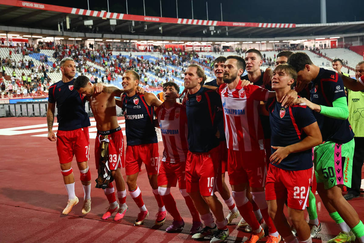 Slavlje Crvene zvezde 1.jpg