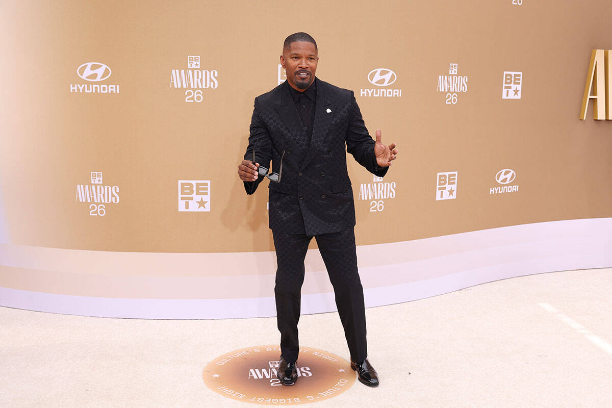 Jamie Foxx (1).jpg