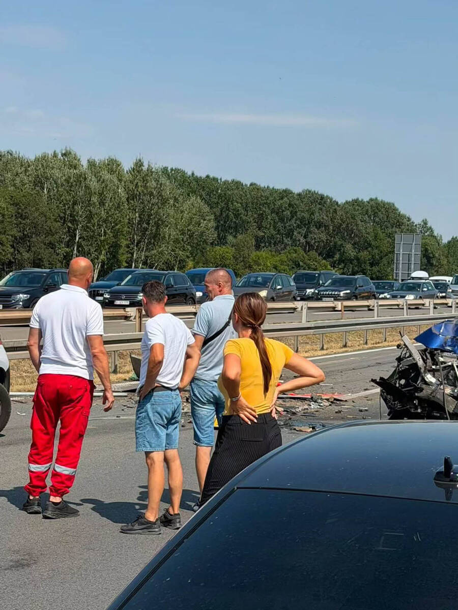 Lančani sudar na auto-putu (2).jpg