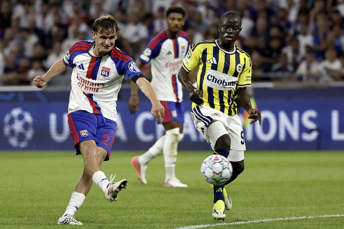 Lyon - Fenerbahce (4).jpg