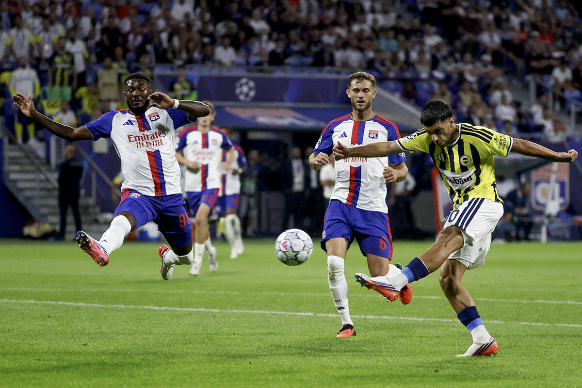 Lyon - Fenerbahce (7).jpg