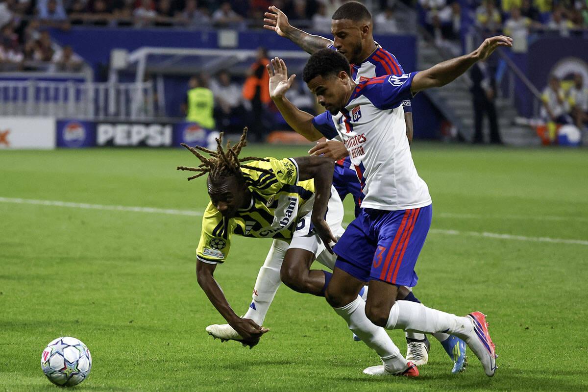 Lyon - Fenerbahce (11).jpg