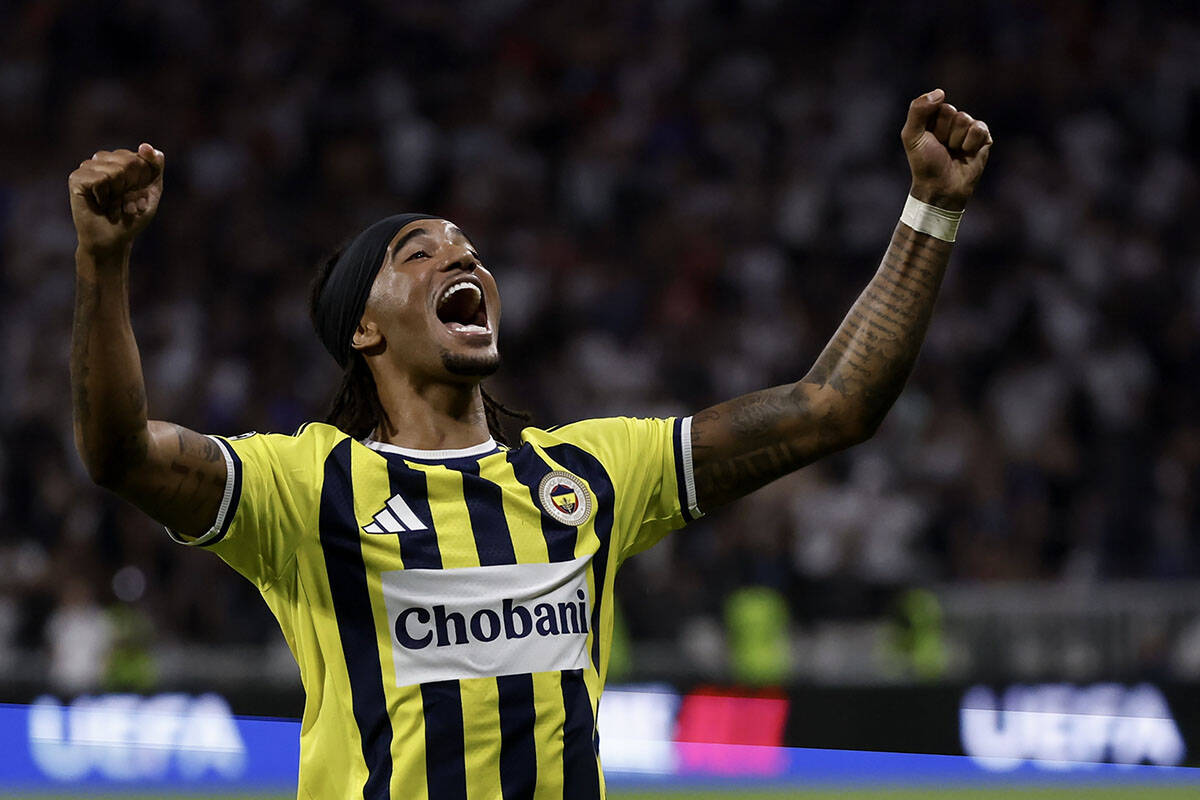Lyon - Fenerbahce (12).jpg