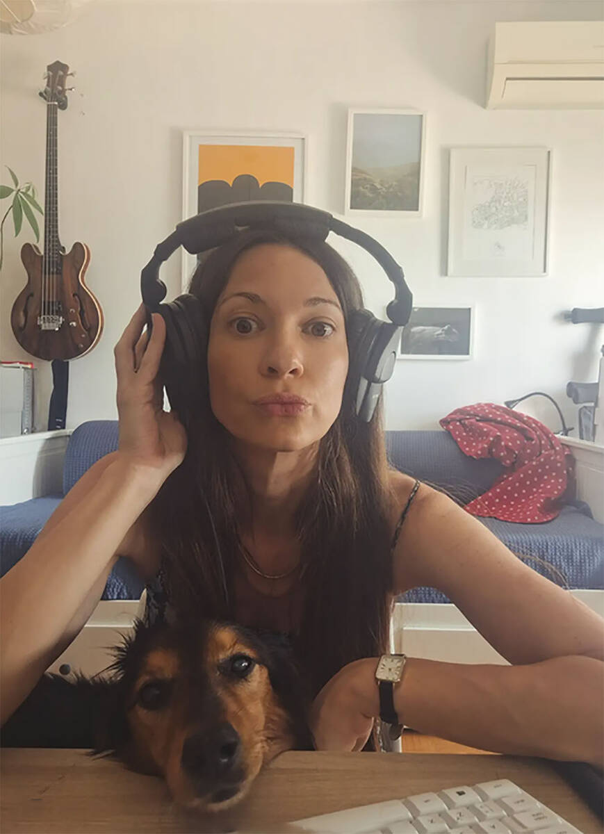 Sara Renar  (1).jpg