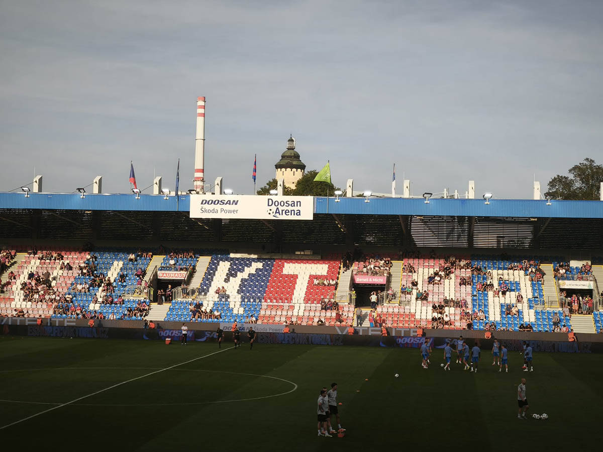 Stadion Viktorije u Plzenju (4).jpg