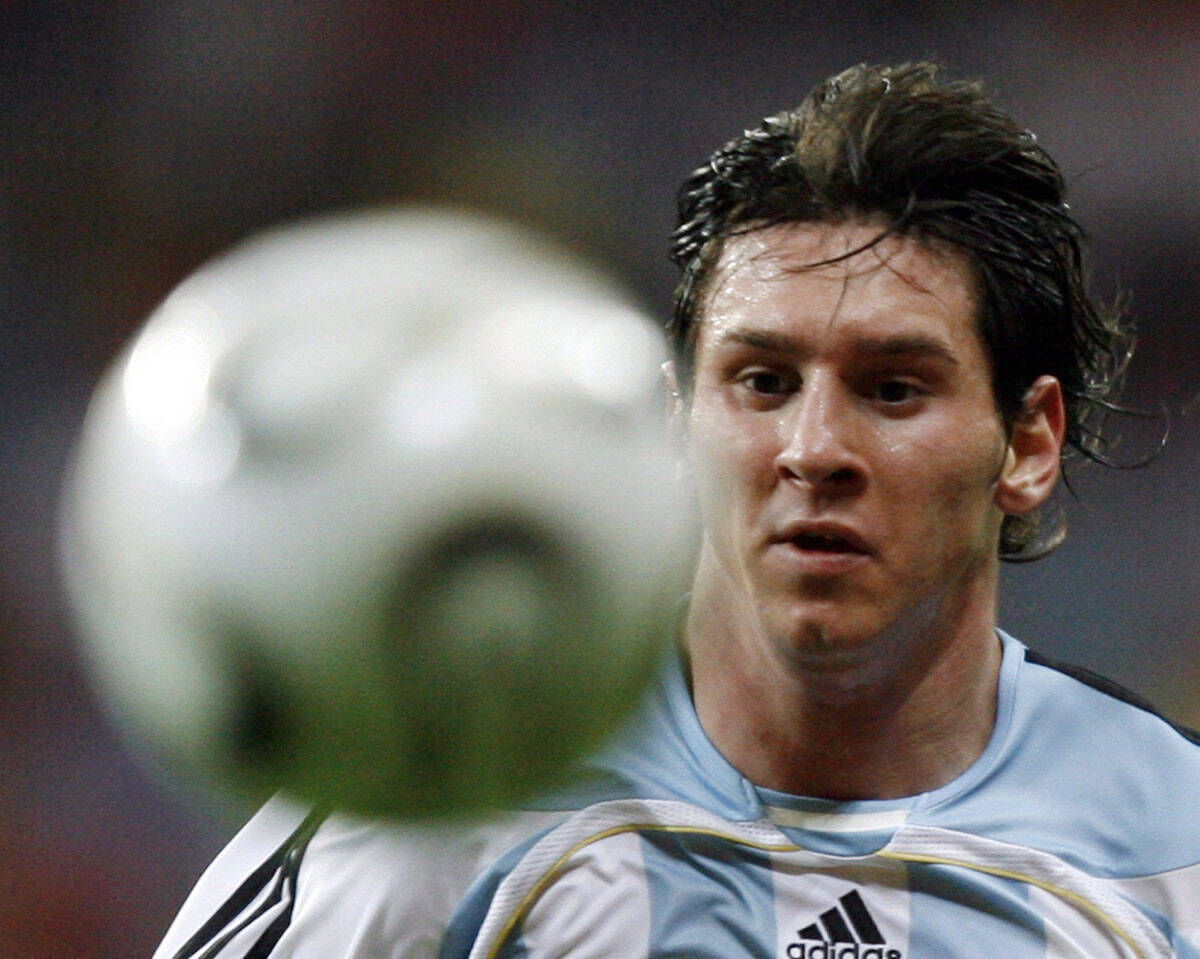 Lionel Messi 2006 (13).jpg