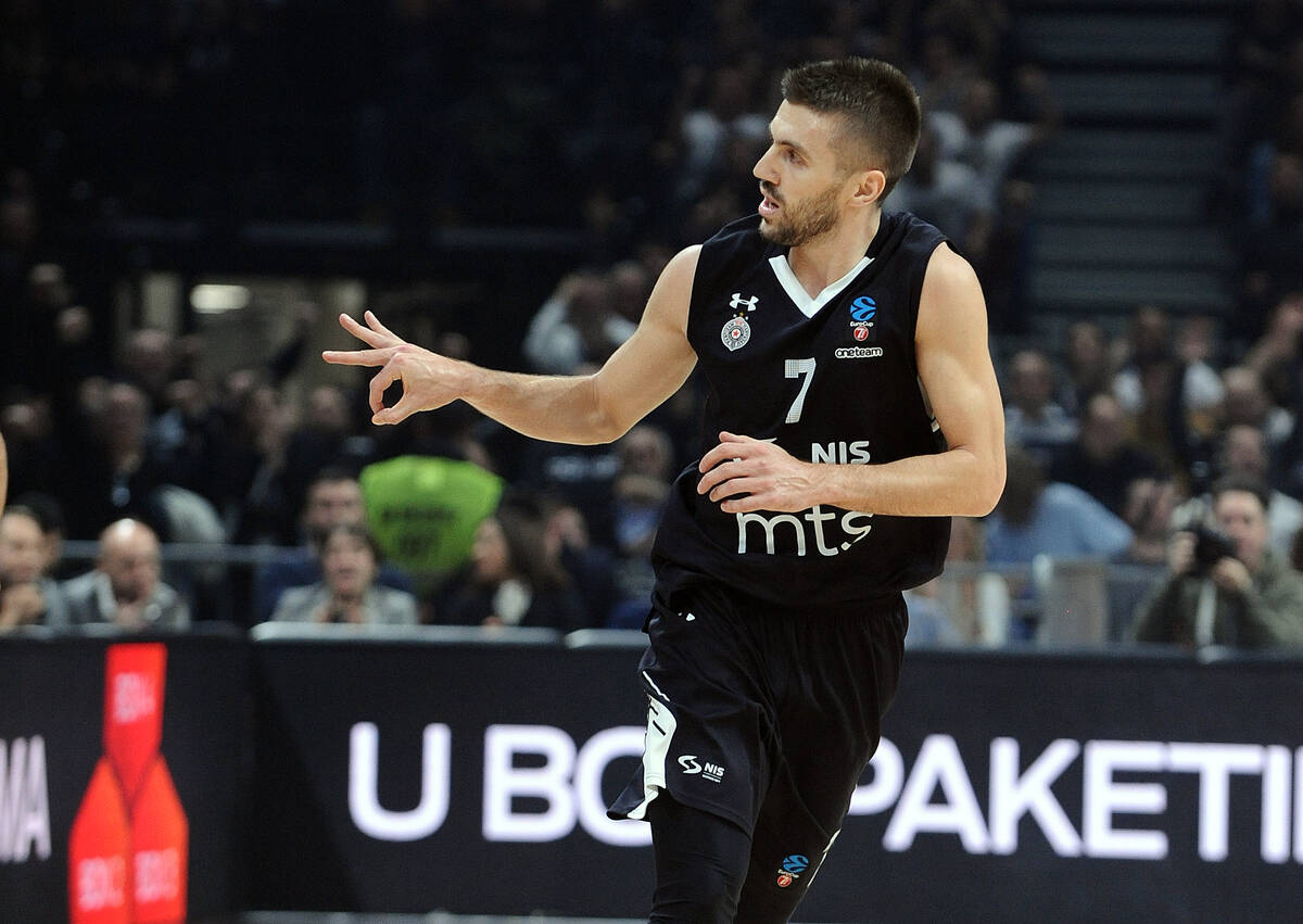 Nemanja Gordić u dresu Partizana