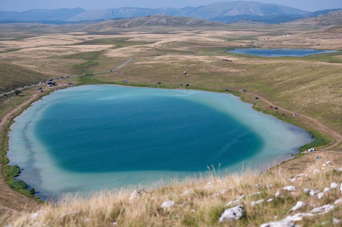 Vražje jezero u Crnoj Gori iz ptičje perspektive
