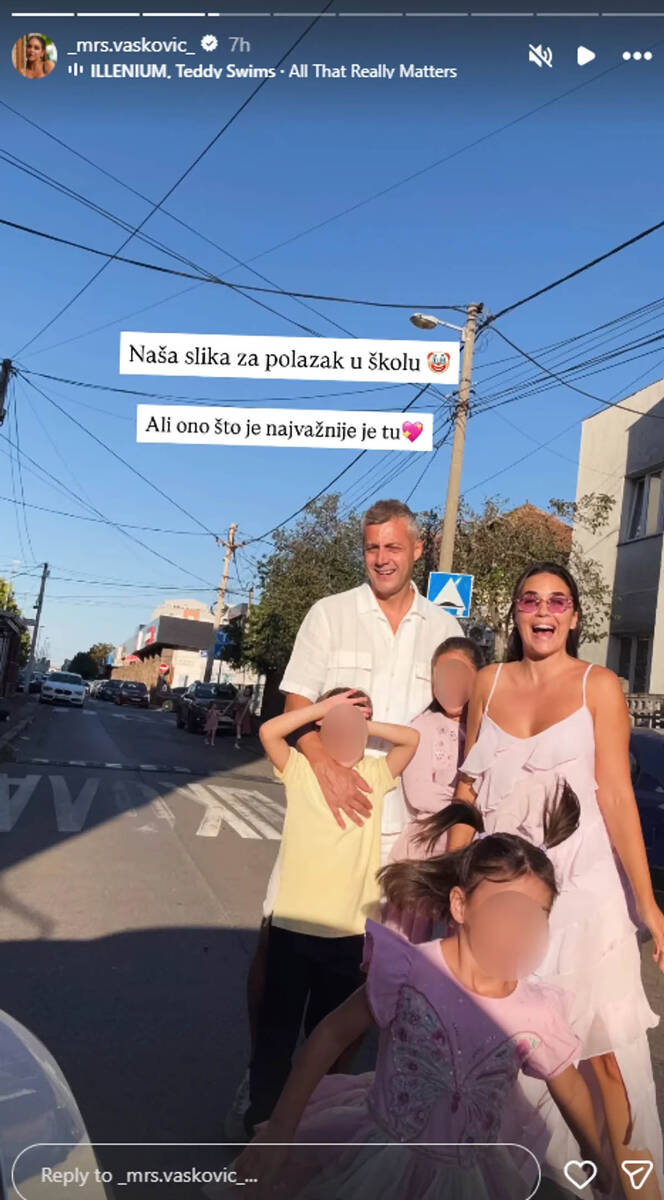 Bojan Leksington sa ženom i decom 3.jpg