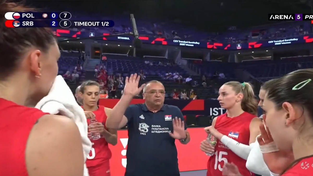 Zoran Terzić napustio klupu Srbije (8).jpg