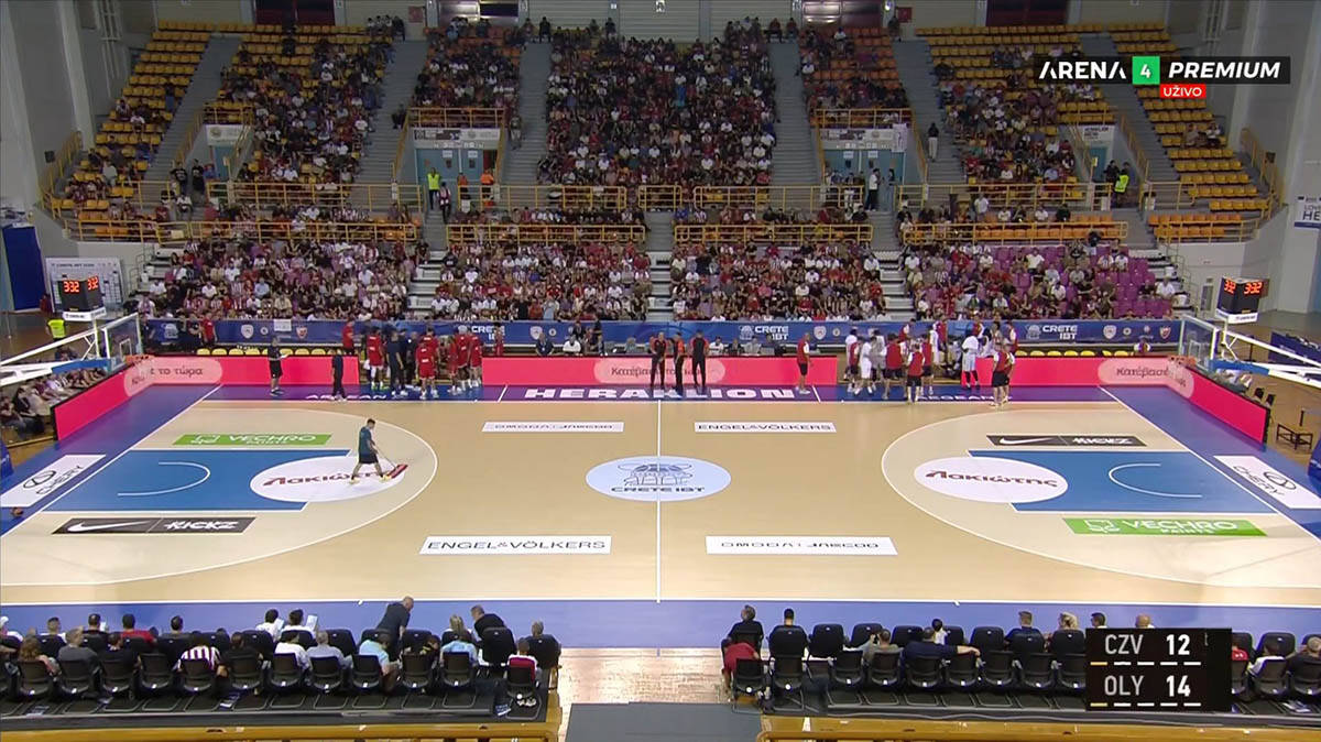 Crvena zvezda - Olimpijakos (5).jpg
