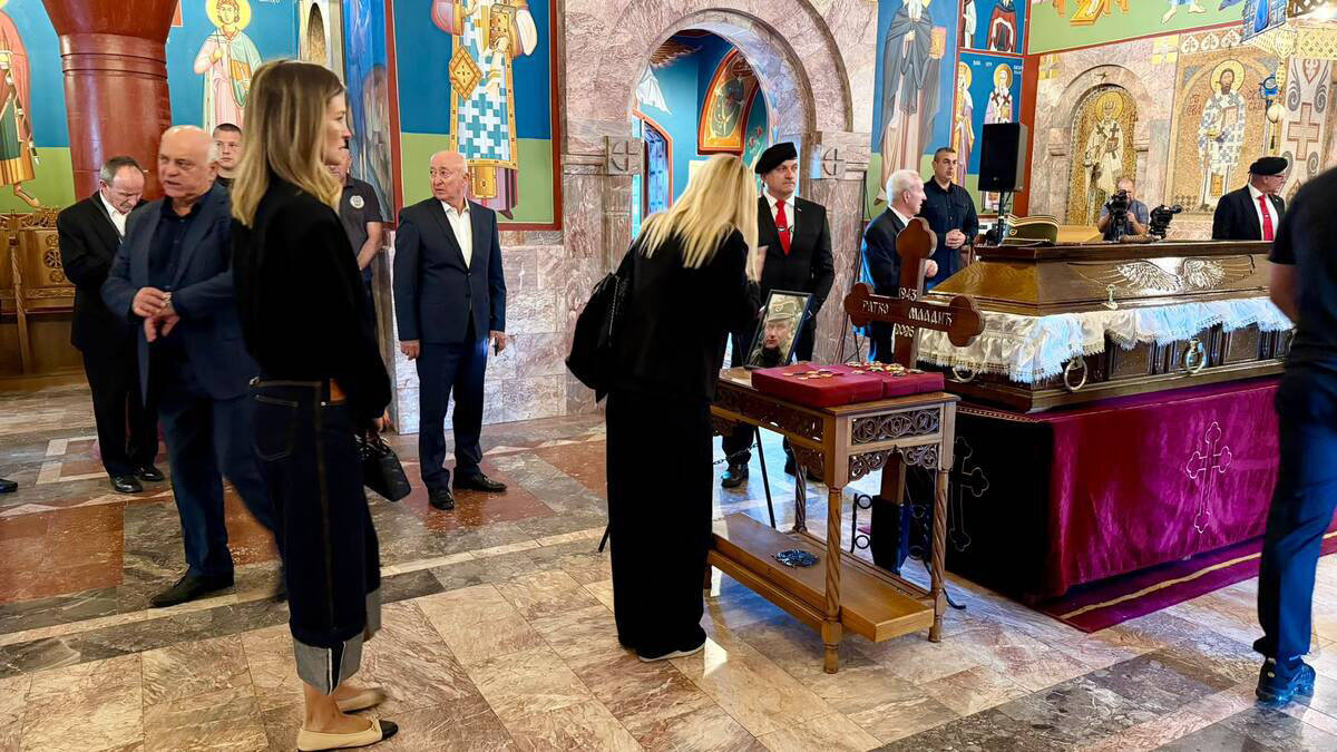Ispraćaj generala Ratka Mladića (3).jpg