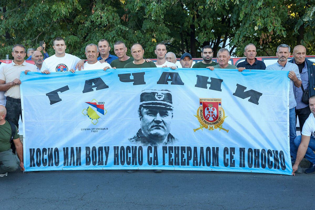 Ispraćaj Ratka Mladića (6).jpg