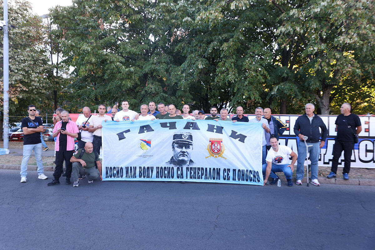 Ispraćaj Ratka Mladića (7).jpg