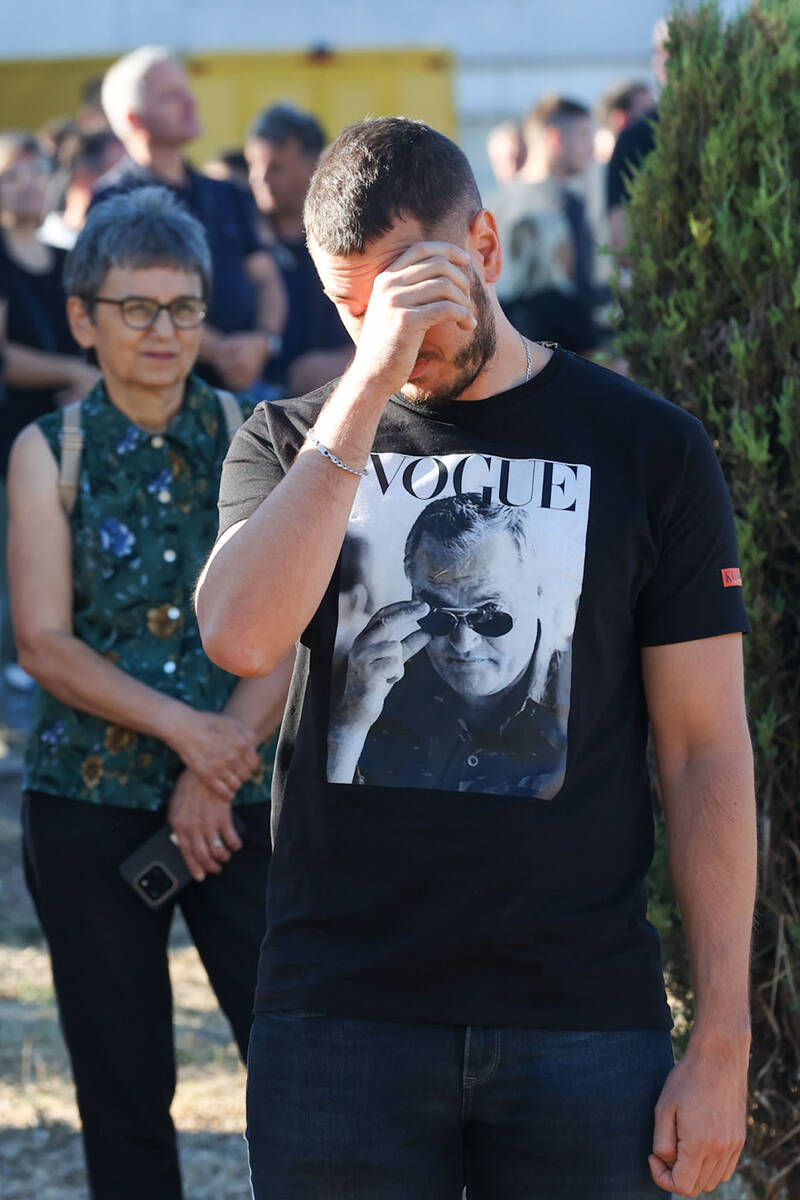 Ispraćaj Ratka Mladića (1).jpg