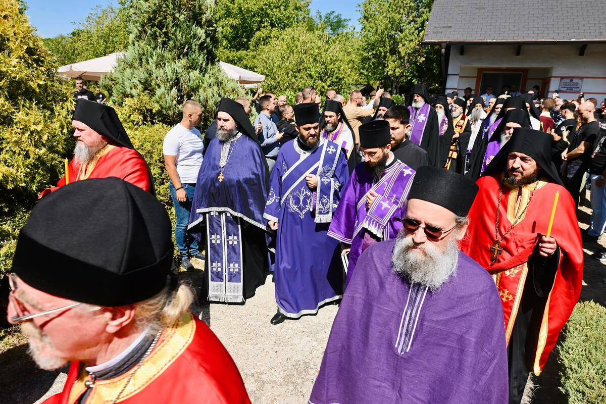 Opelo generalu Ratku Mladiću (10).jpg