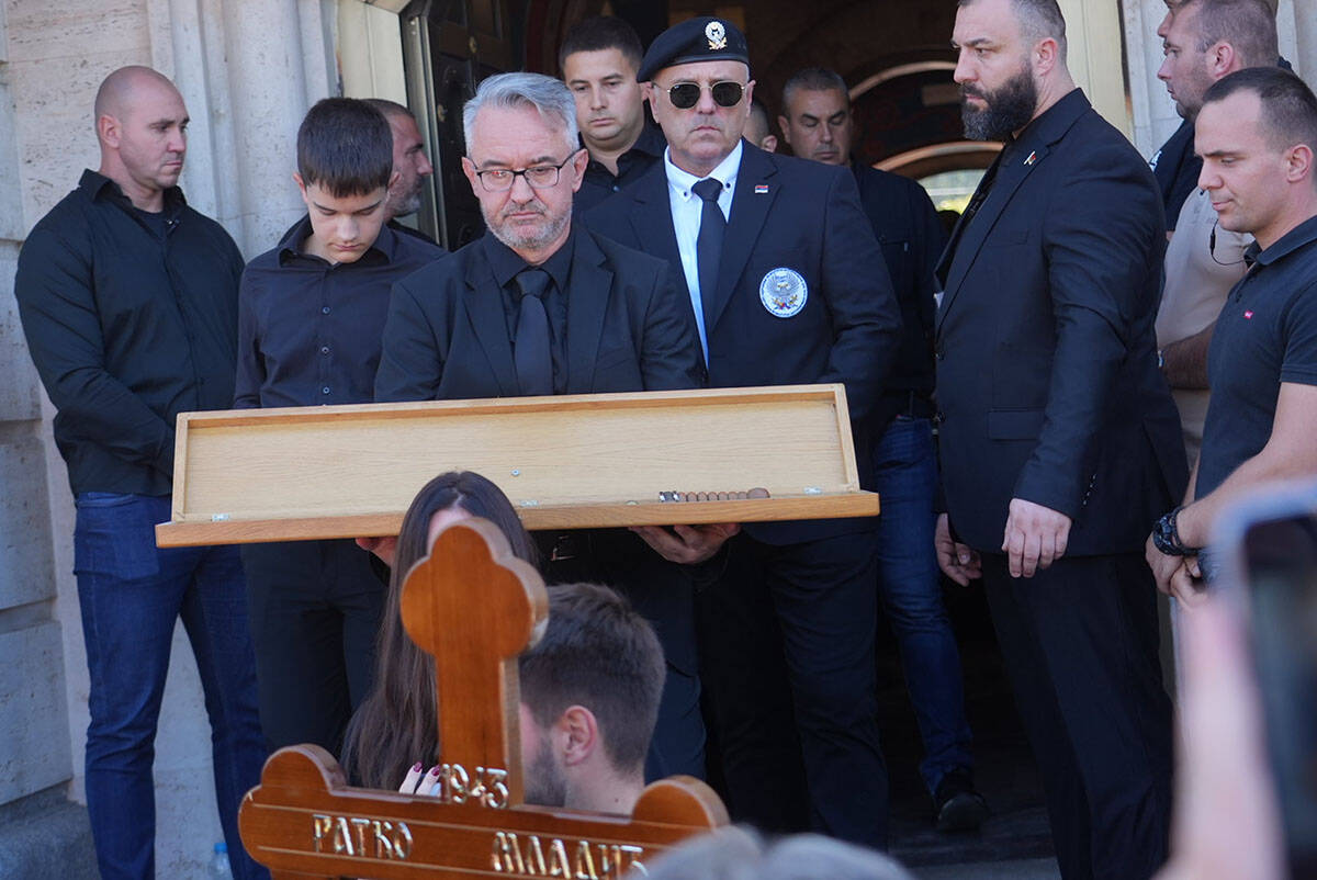 Sahrana Ratko Mladić (23).jpg