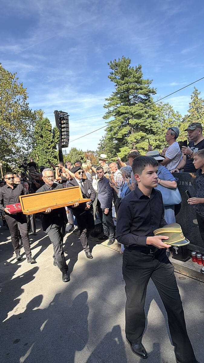 Povorka Ratko Mladić  (8).jpg