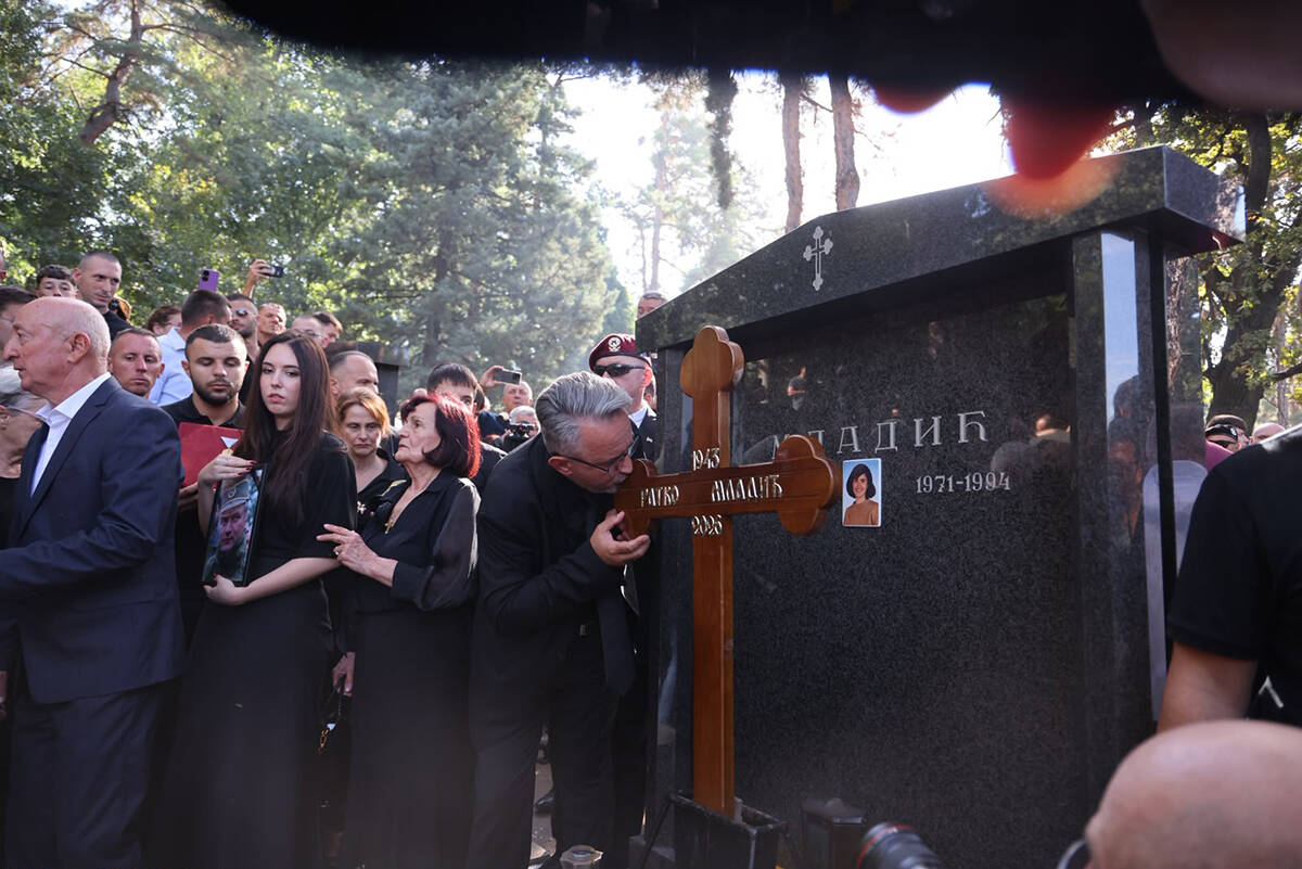 sahrana ratko mladić (2).jpg