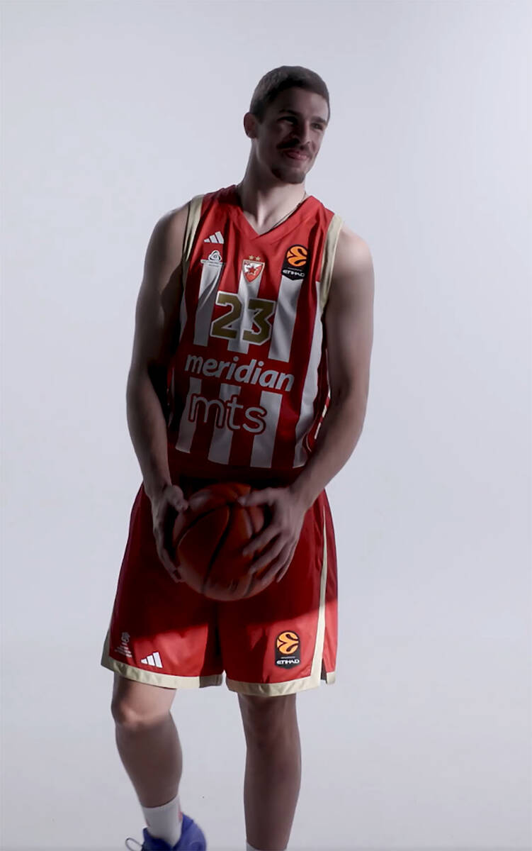Crvena Zvezda dresovi (7).jpg