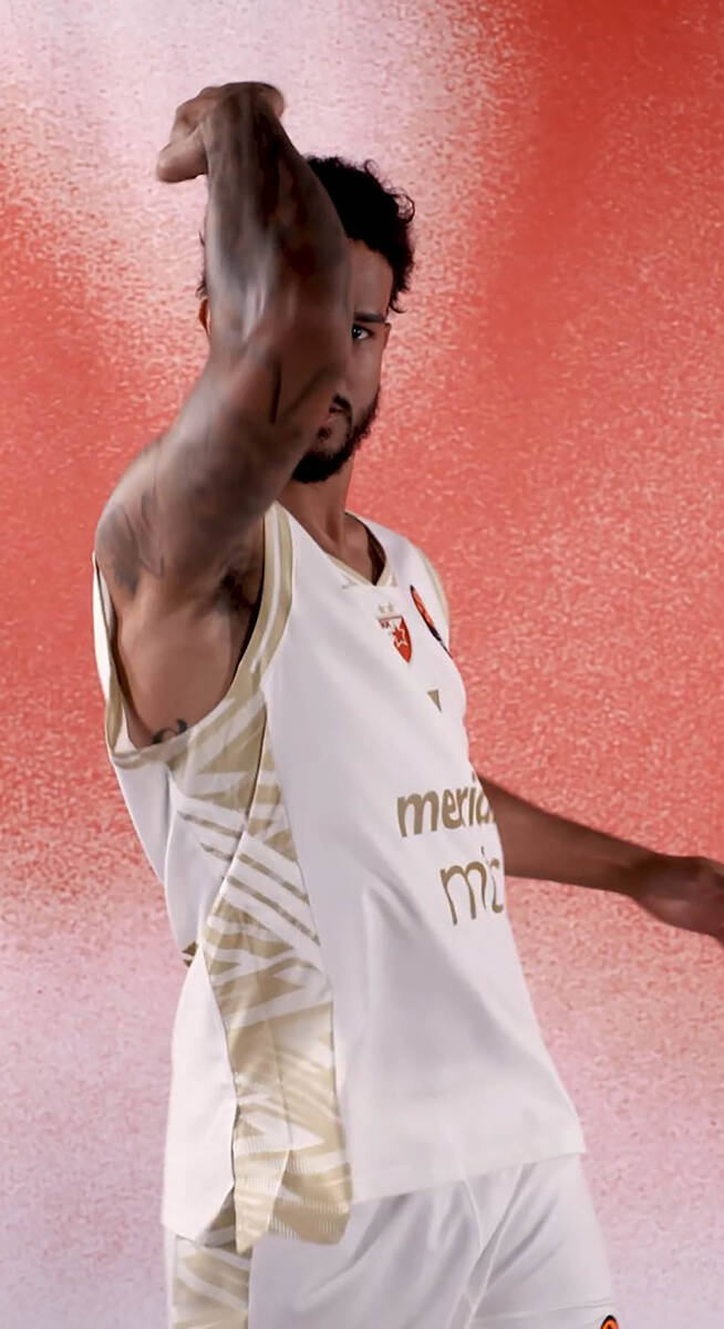 Gostujući dres KK Crvena zvezda  (2).jpg
