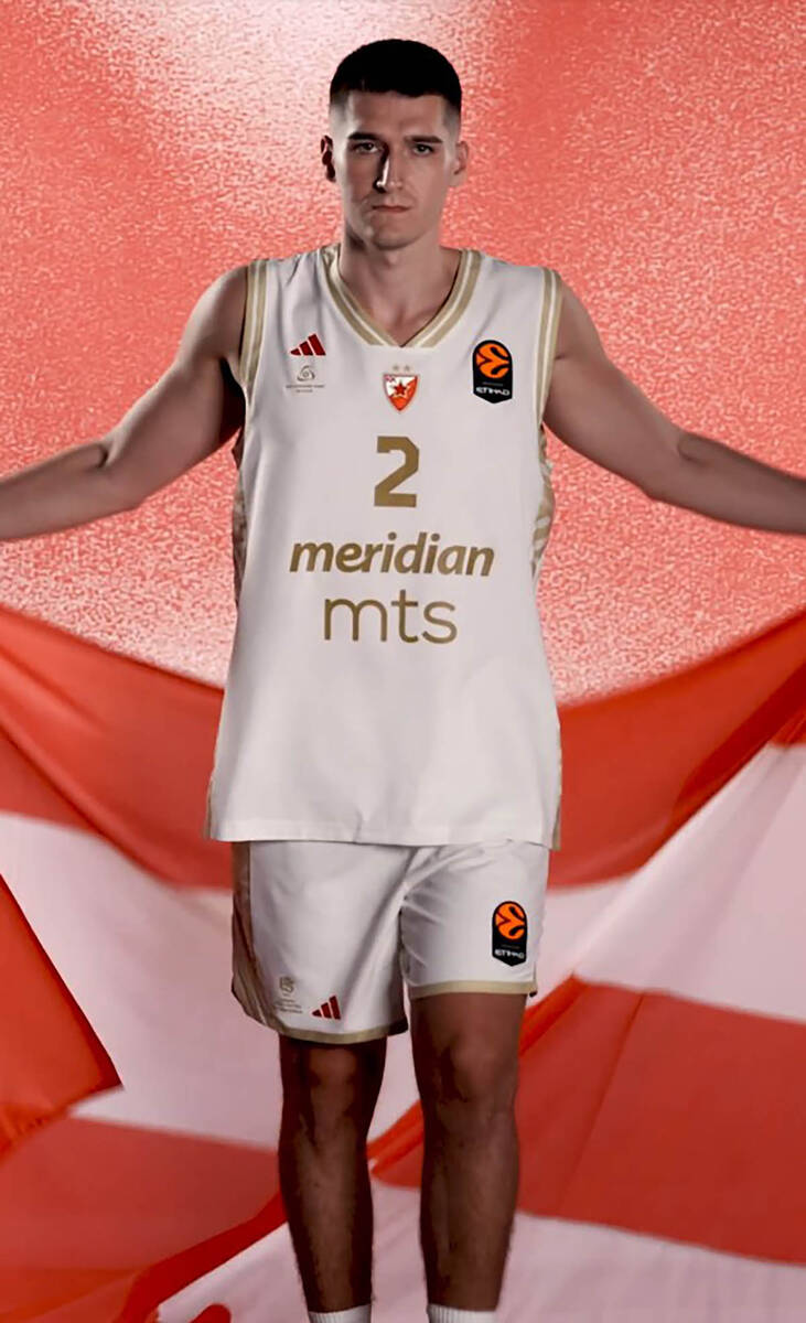 Gostujući dres KK Crvena zvezda  (5).jpg