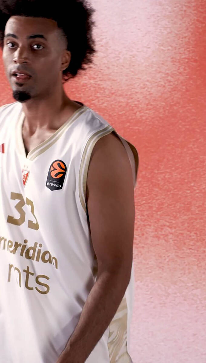 Gostujući dres KK Crvena zvezda  (8).jpg
