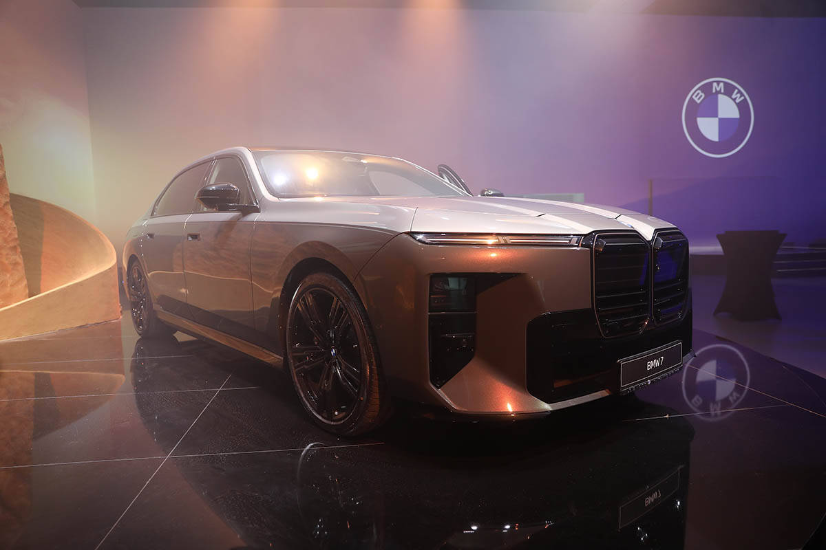 BMW X7 (12).jpg